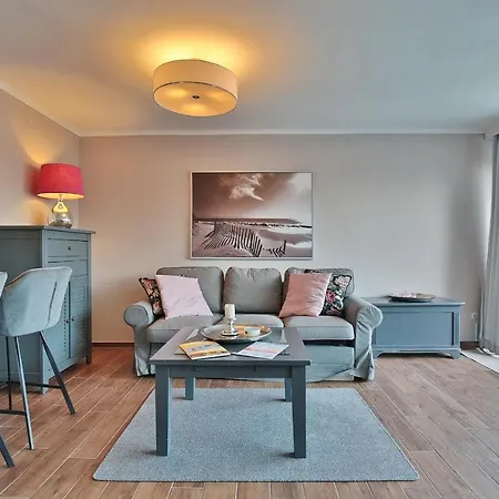 Haus Bergstrasse 35 16 *