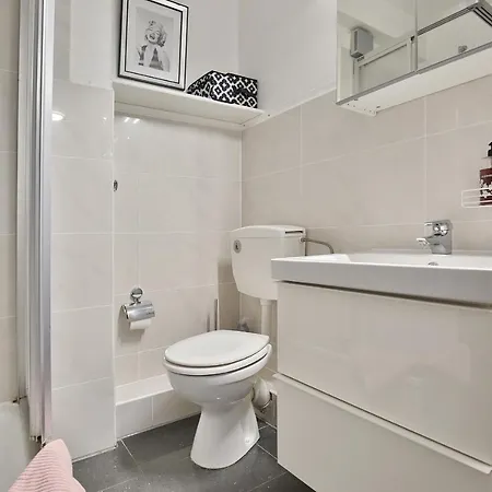 アパート Haus Bergstrasse 35 16 *